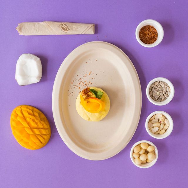 Tarta de mango y coco